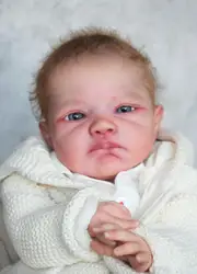 Muñeca reborn NPK August Awake sin pintar, cuerpo de tela