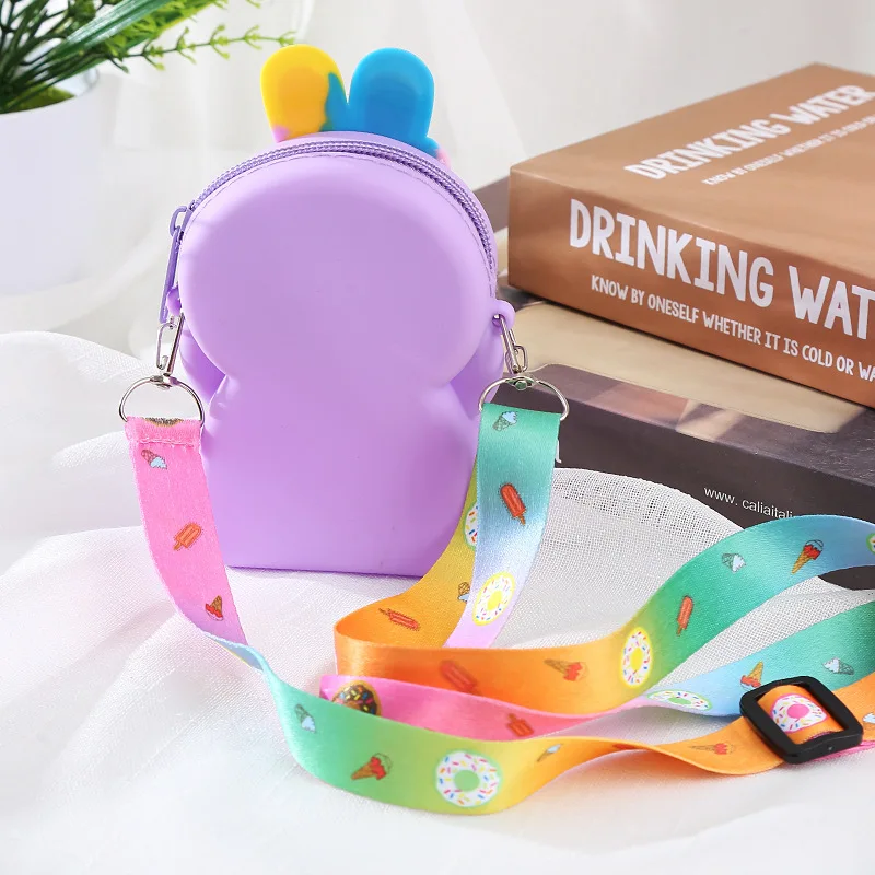 Bolso conejo de silicona para bebé - imagen 5