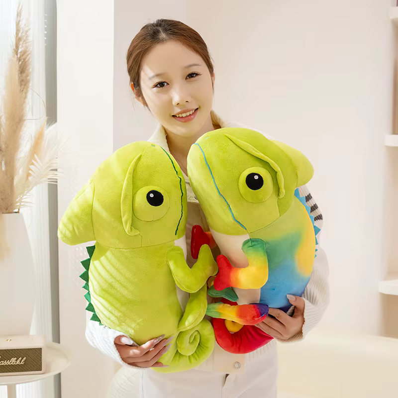 Peluche de camaleón con cola móvil