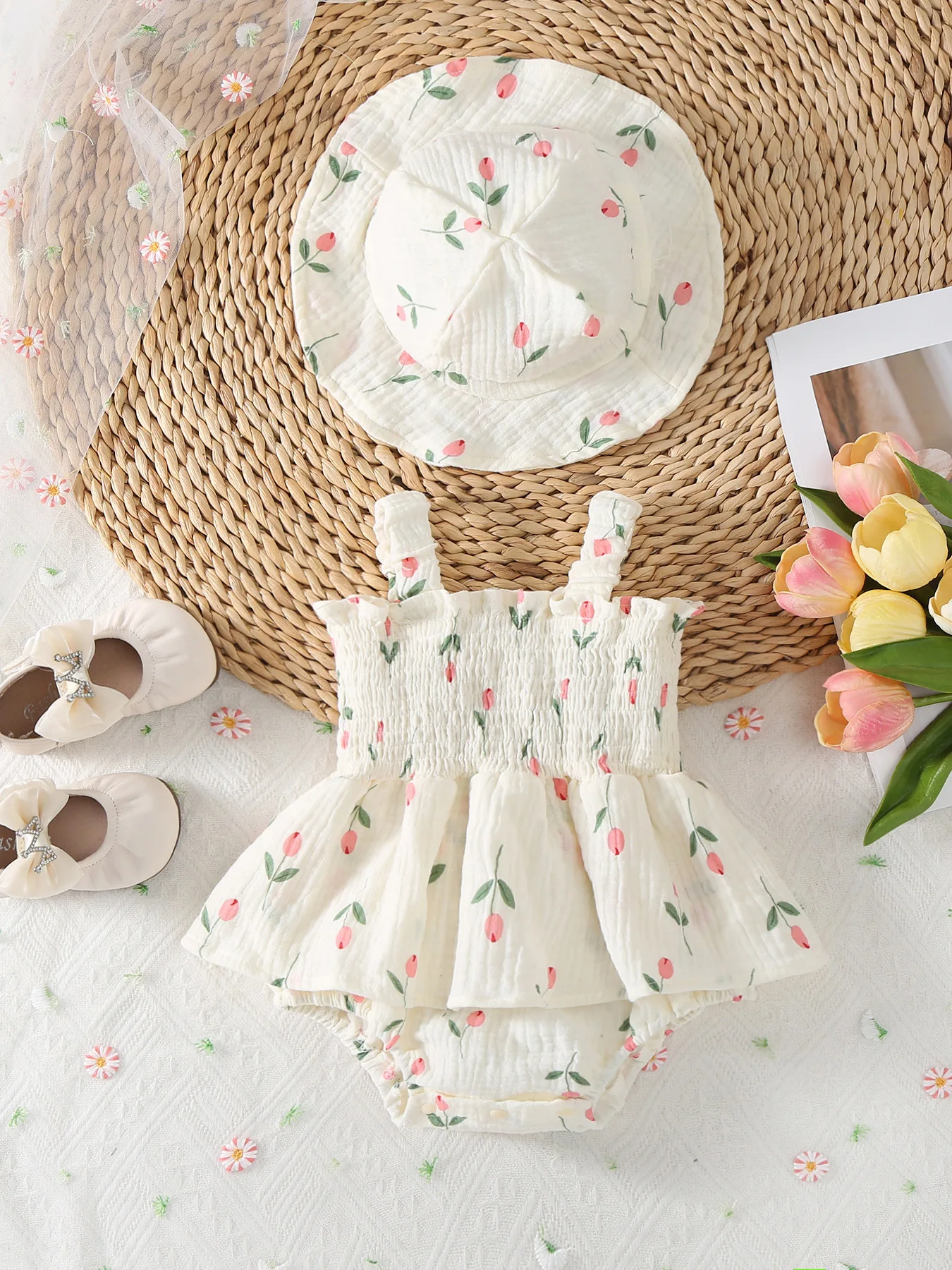 Body de verano con estampado de tulipanes