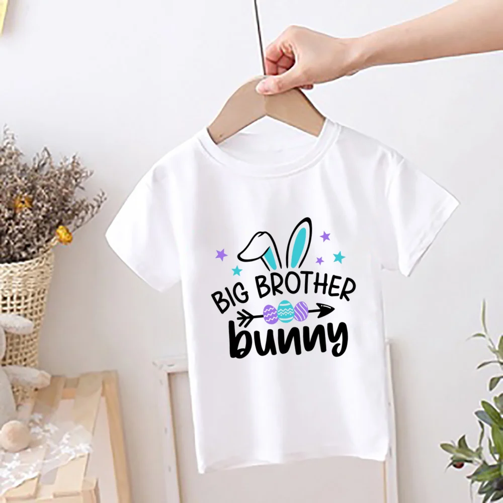 Camiseta niño algodón con conejito Pascua - Manga corta