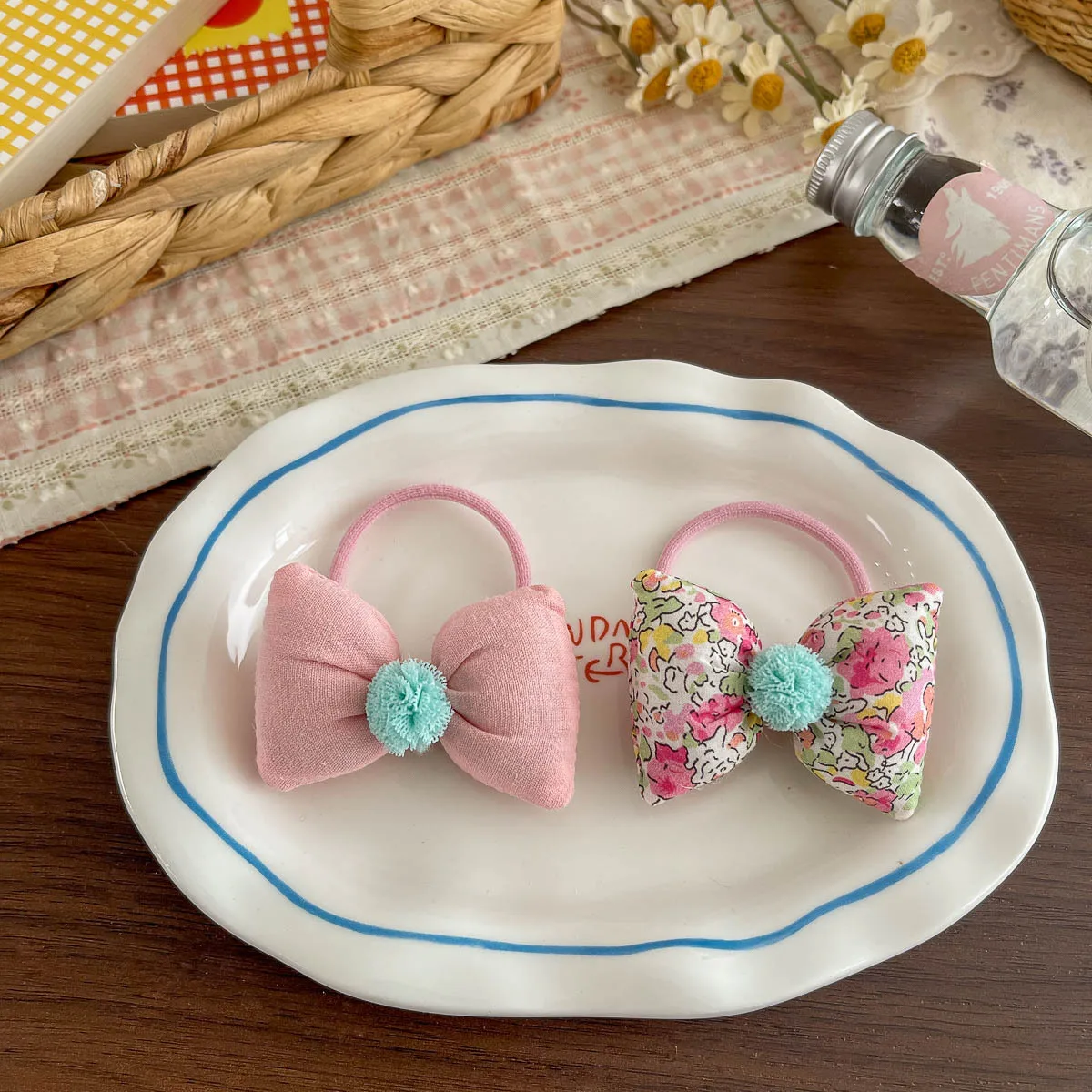 Horquilla con lazo de flores para niñas – accesorio de pelo - imagen 3