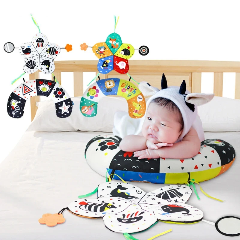 Almohada tiempo de barriga bebé con diseño alto contraste blanco y negro
