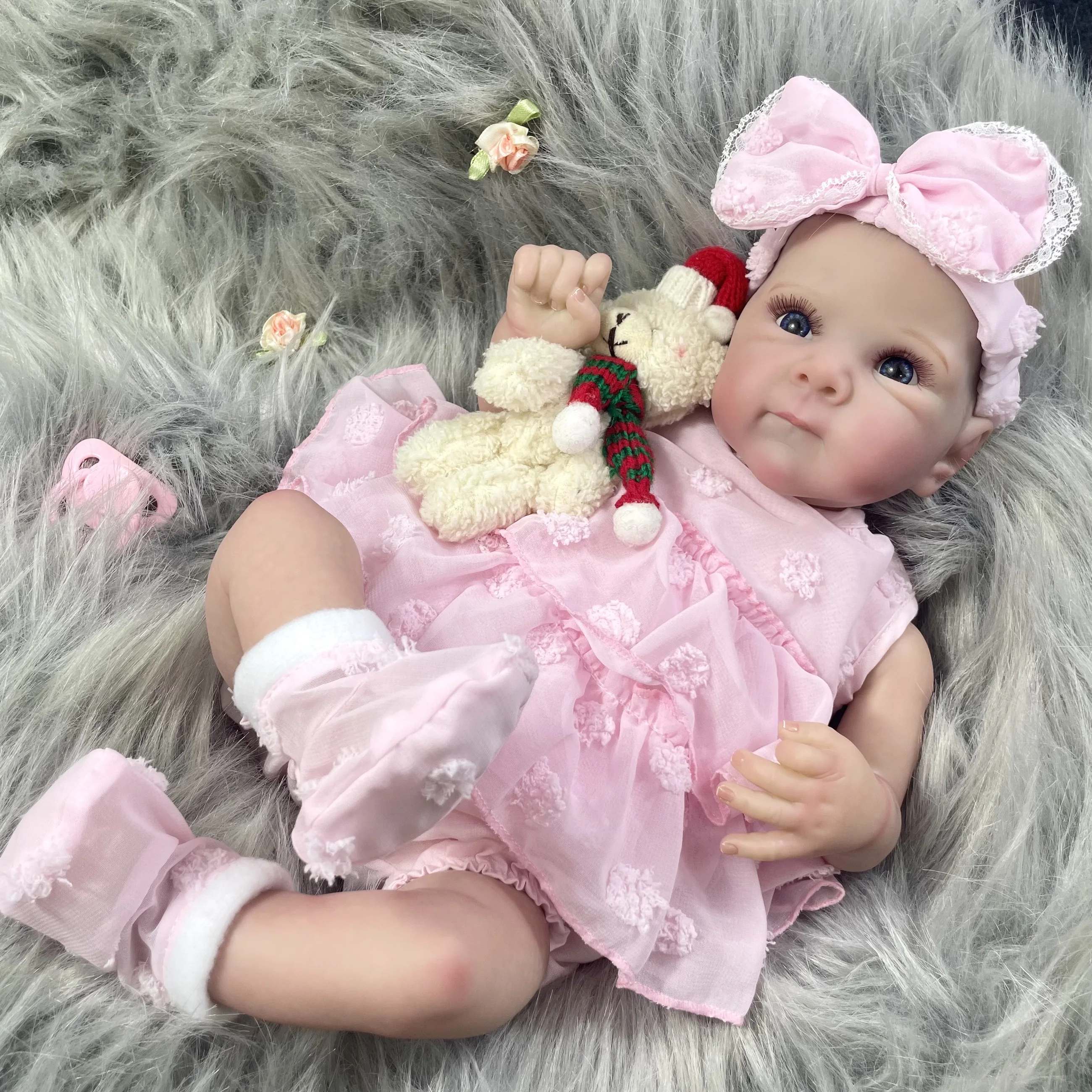 Muñeca reborn Bettie – Vinilo 3D hiperrealista - imagen 4