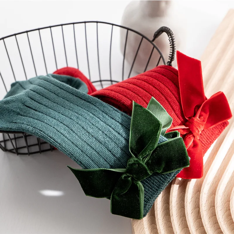 Calcetines navideños de algodón suave con lazo para niñas - imagen 3