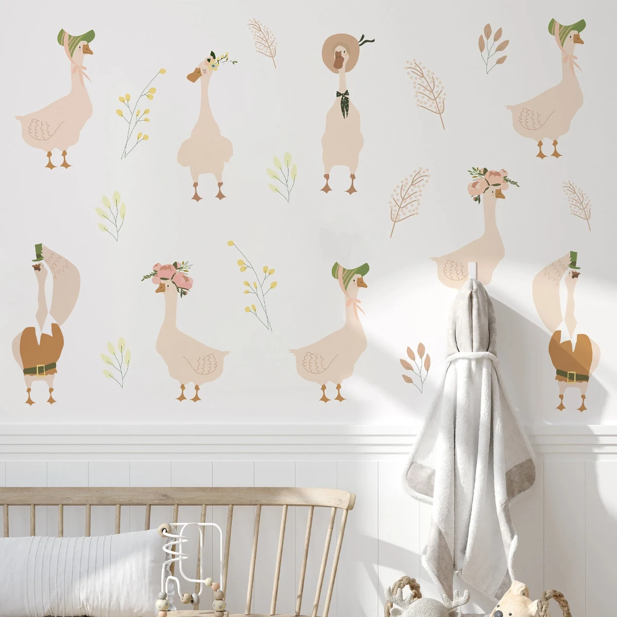 Pegatina pared infantil bohemia cálida con gansos para habitación - imagen 2