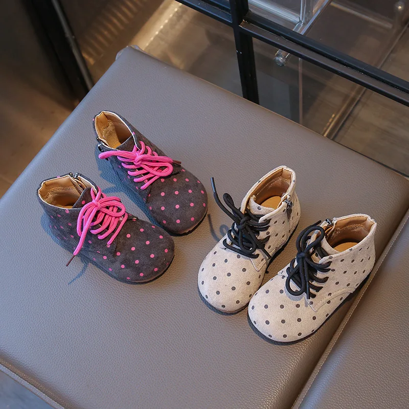 Zapatos antideslizantes de gamuza para bebé – estilo retro - imagen 4