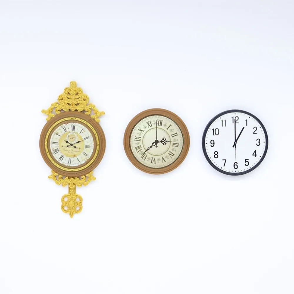 Reloj de pared en miniatura estilo europeo para casa de muñecas