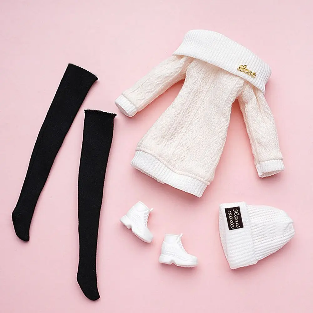 Conjunto de ropa para muñeca de punto con sombrero y medias - imagen 5