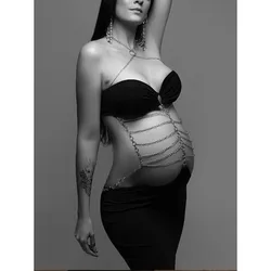 Vestido de maternidad negro sin tirantes para sesión de fotos