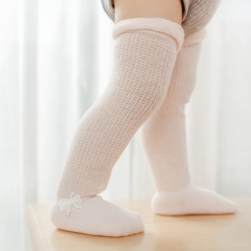 Calcetines altos de encaje con lazo para niña recién nacida - imagen 5