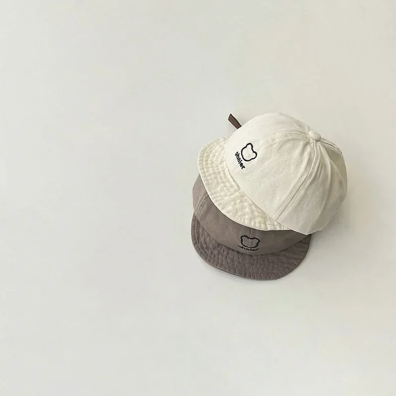 Gorra infantil con visera suave para bebé – Unisex - imagen 4