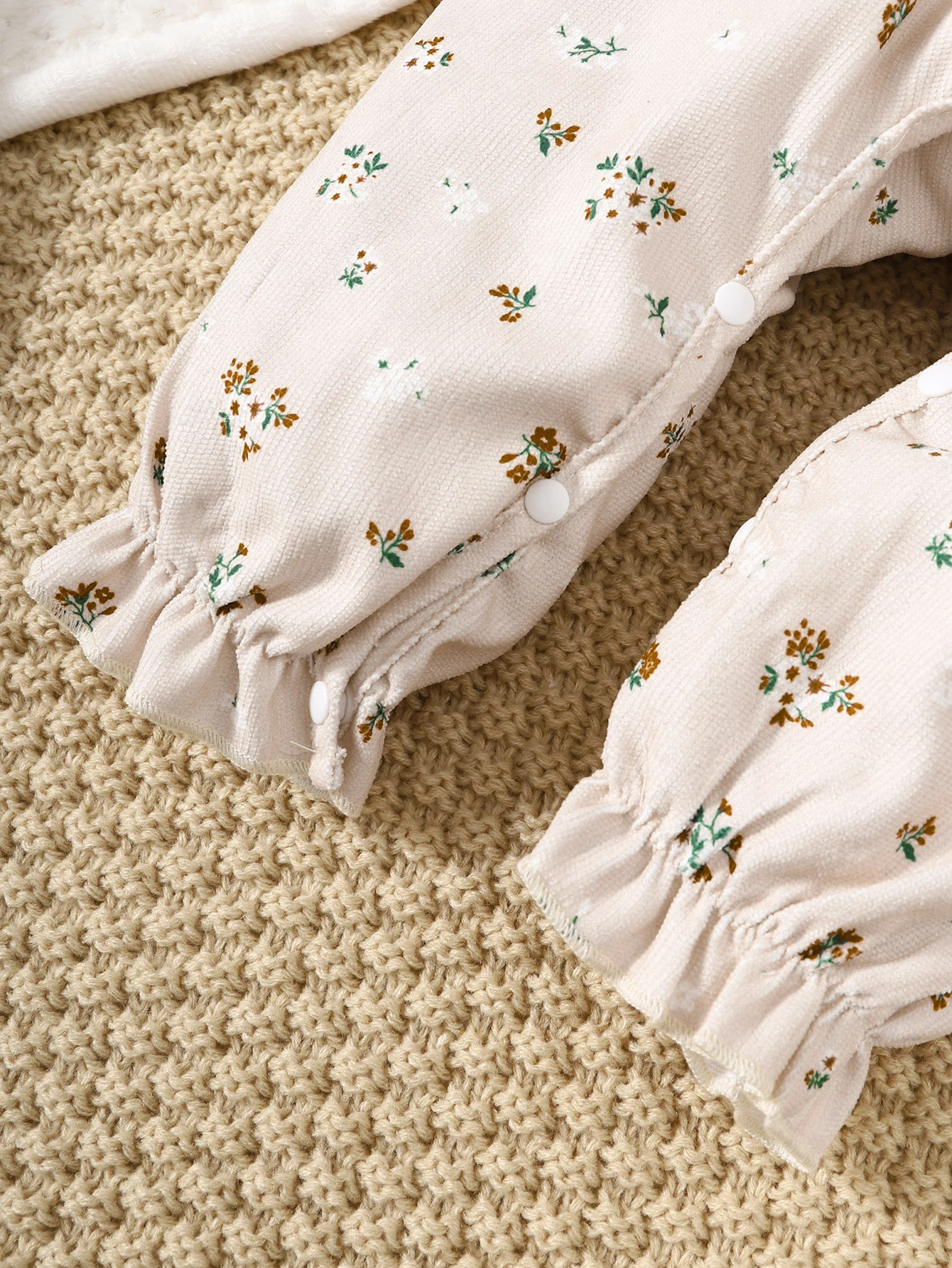 Body floral manga larga para niña pequeña con volantes – 3-24 meses - imagen 4