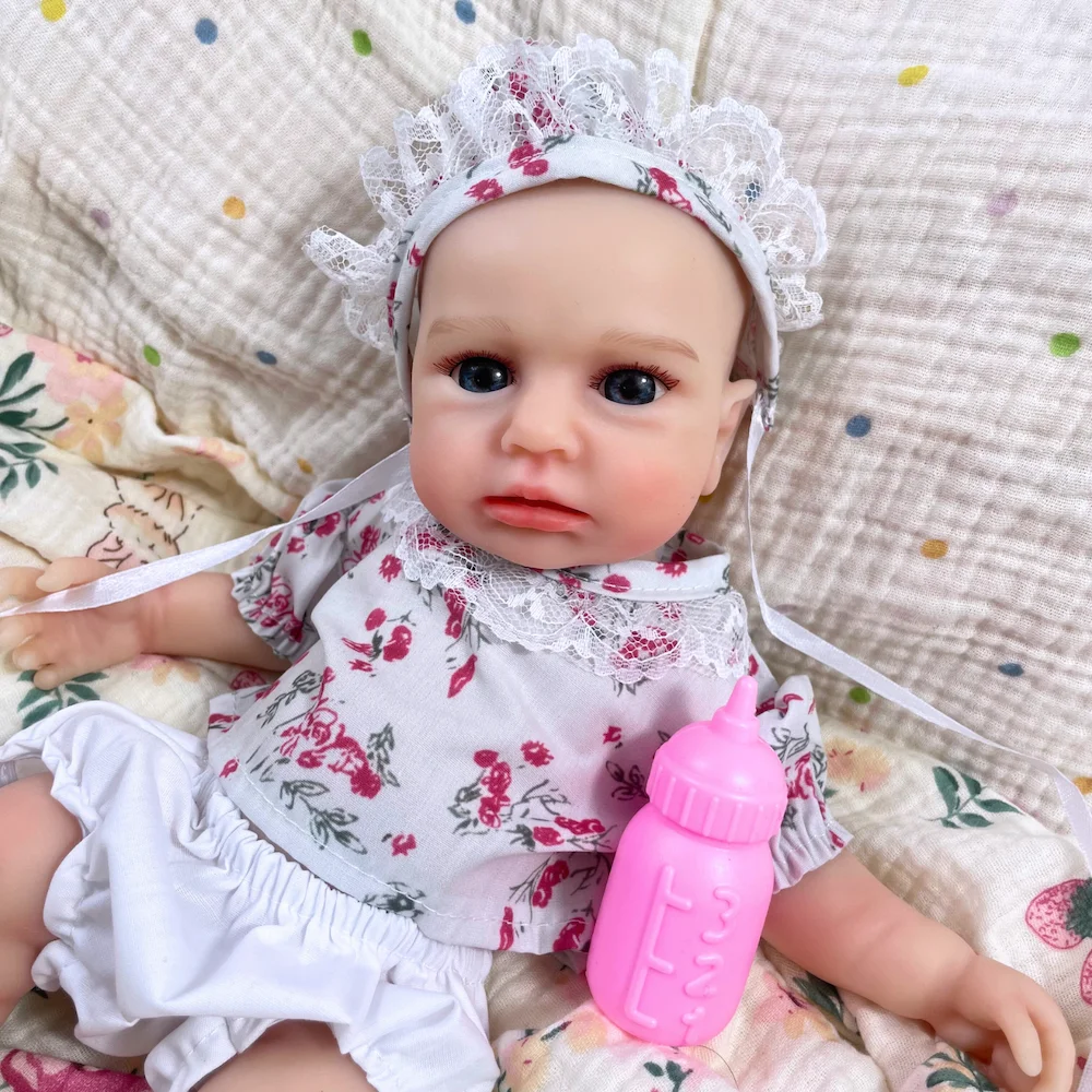 Muñeca reborn LouLou con boca abierta