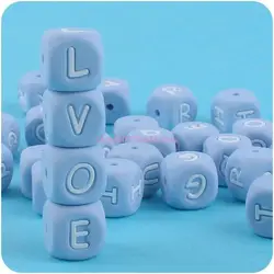 Clip para chupete con cuentas de silicona letras azules