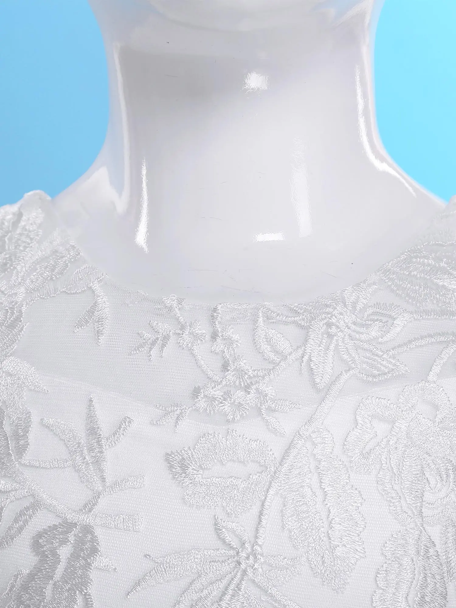 Vestido de fiesta niña de corte A con encaje y flores