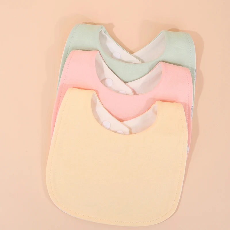 Baberos impermeables de algodón para bebé – verano suave y higiénico
