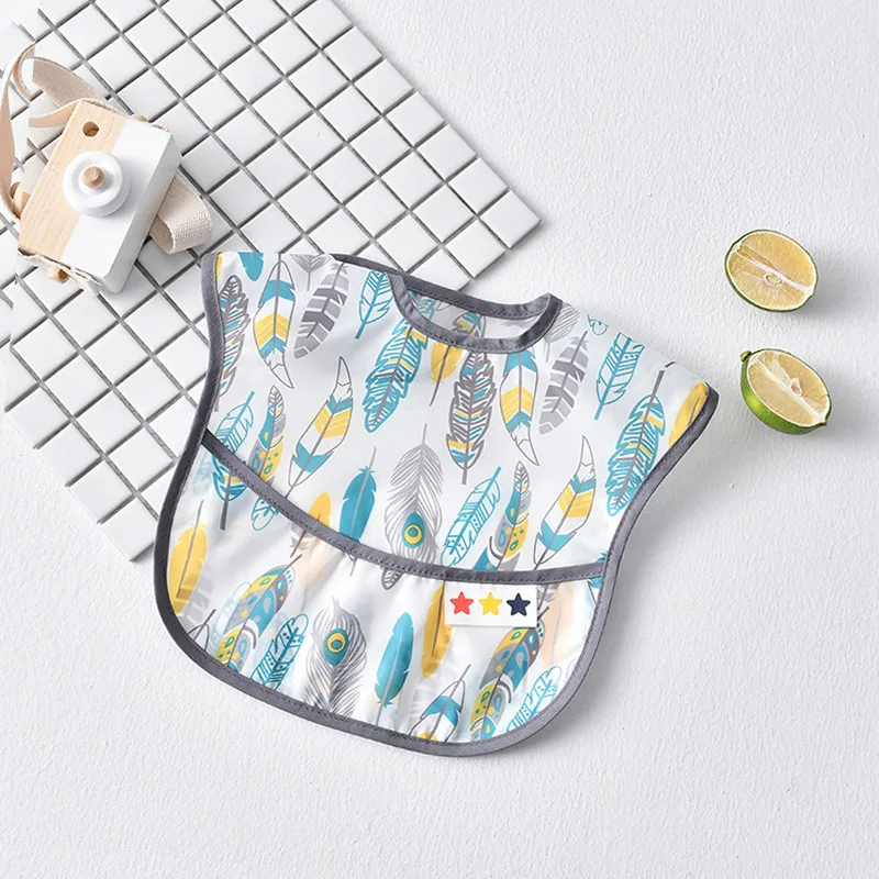 Baberos impermeables para bebé con bolsillo para eructos