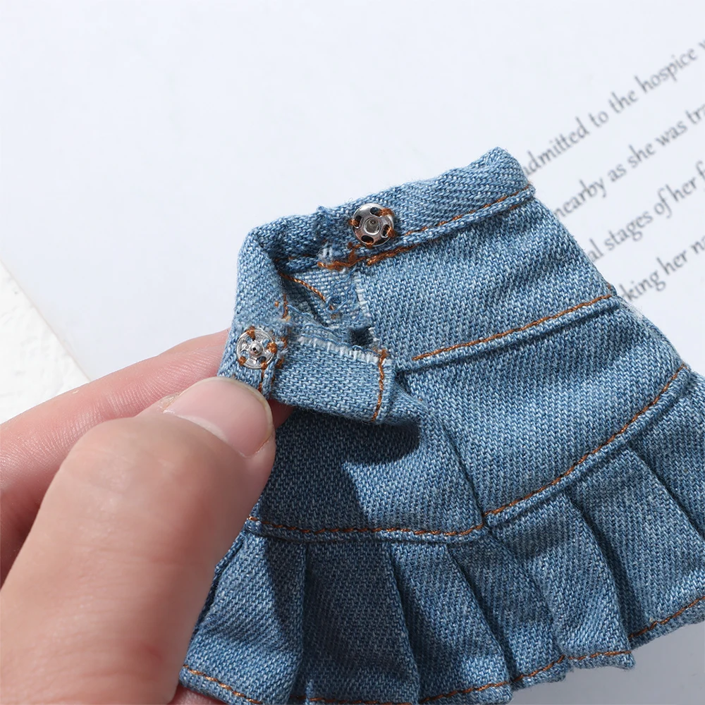 Ropa para muñecas: falda plisada y chaleco con encaje - imagen 4