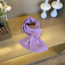 Bufanda infantil de punto con borlas – Cálida para invierno