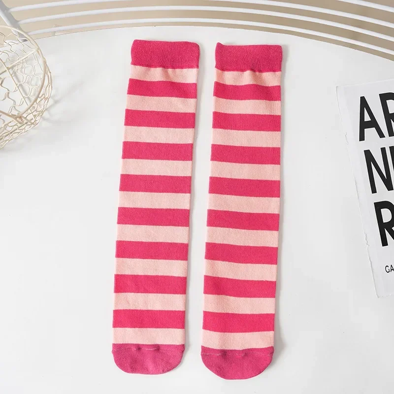 Calcetines hasta la rodilla para niña estilo retro a rayas - imagen 3