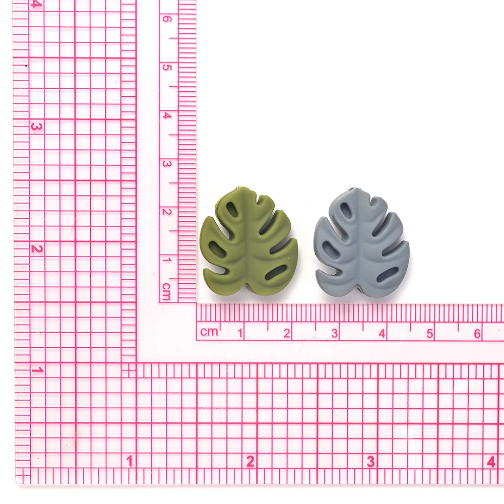 Cuentas de silicona con forma de hoja