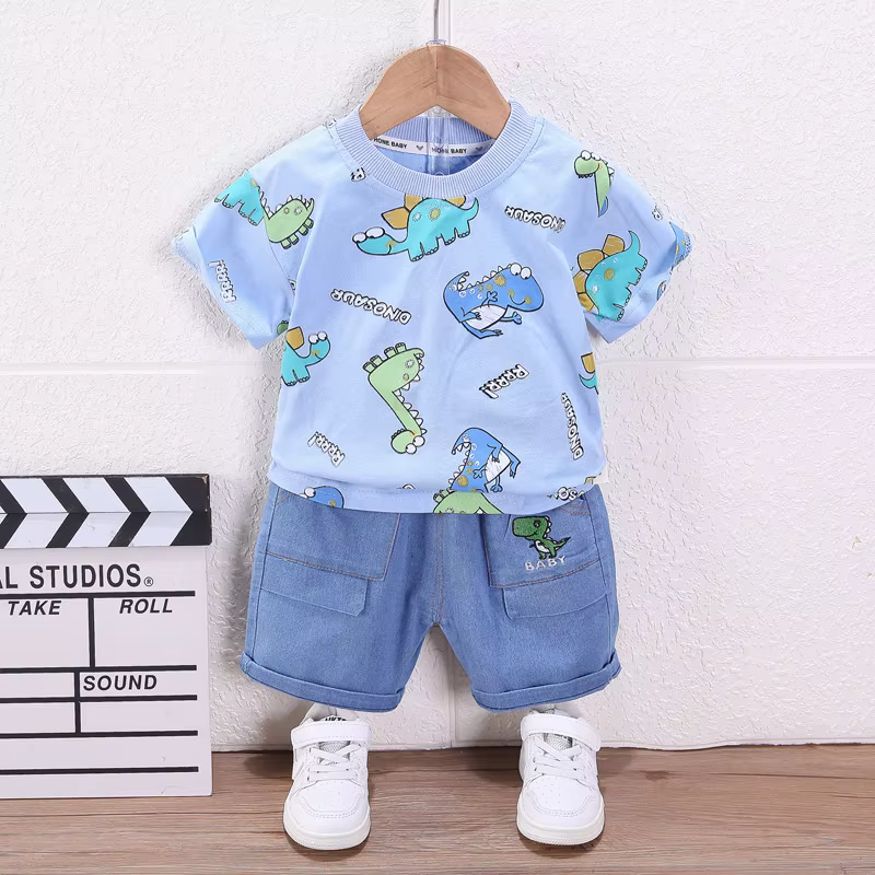 Conjunto veraniego para niño: camiseta y shorts estampados - imagen 2