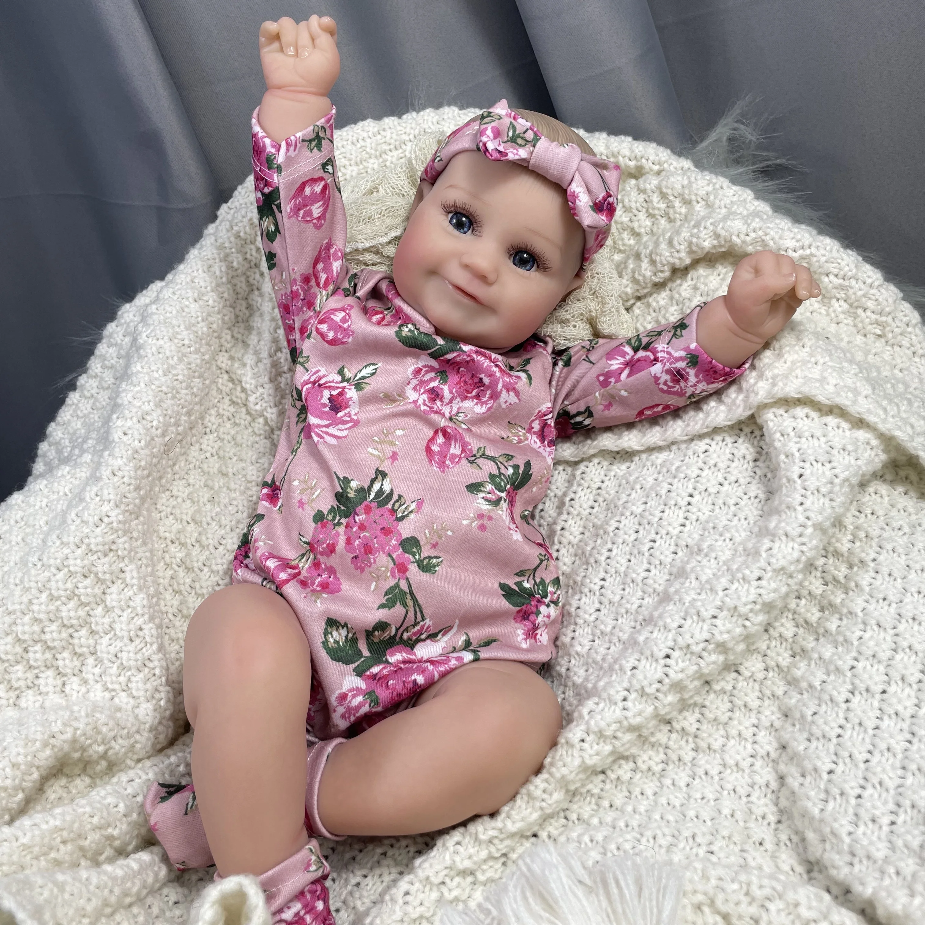 Muñeca realista Maddie Girl de silicona – Estilo reborn premium - imagen 5