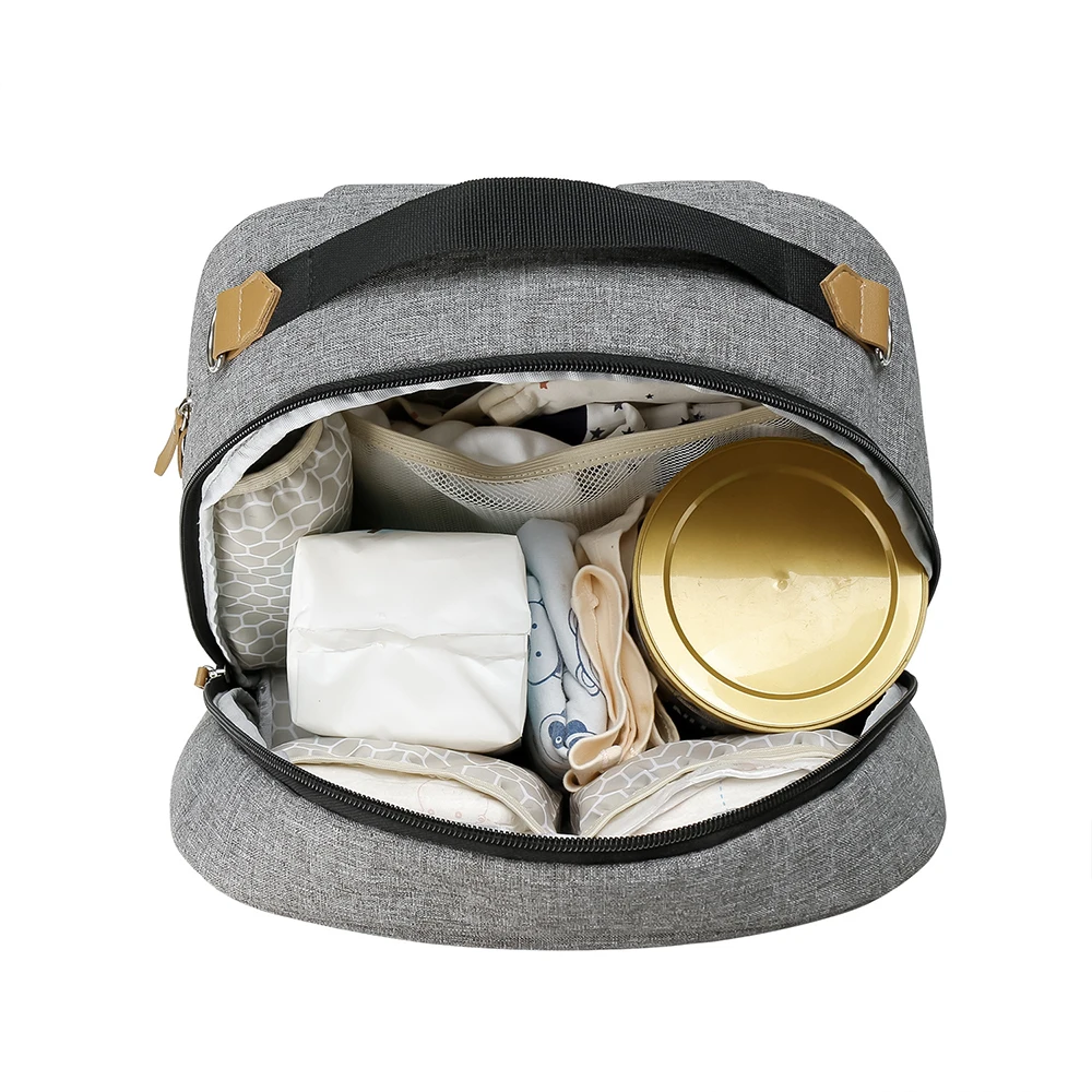 Bolsa maternal gris claro de acceso rápido para viajar con bebé - imagen 5