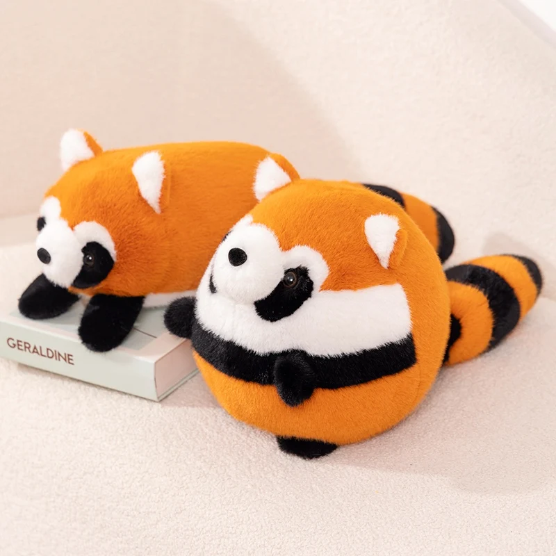 Peluche panda rojo estilo anime, abrazable y esponjoso - imagen 2