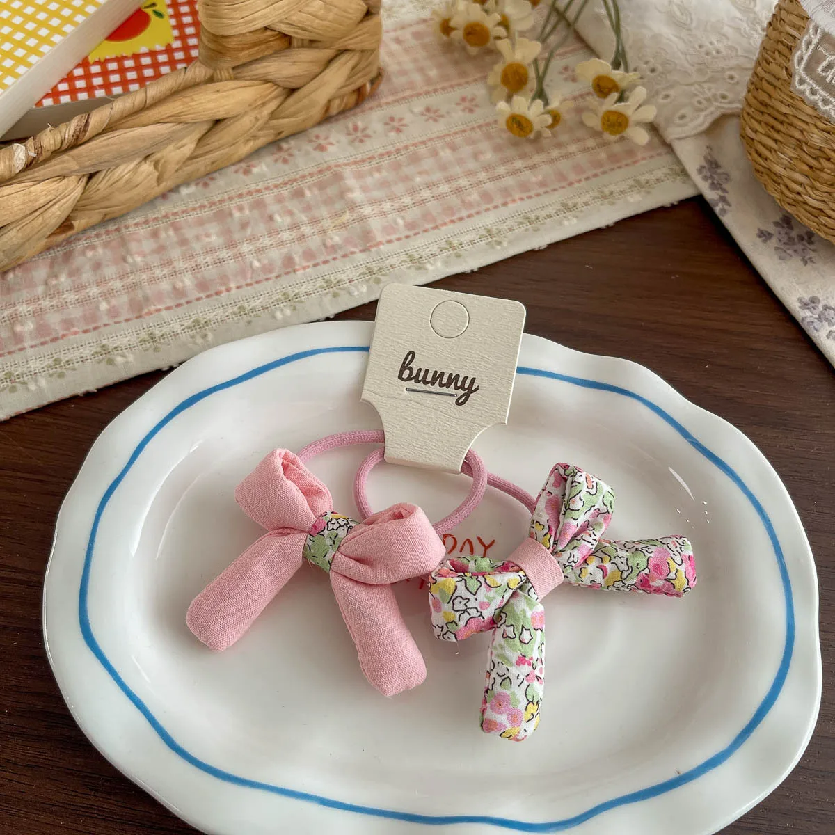 Pinza para el pelo infantil con lazo floral delicado primavera - imagen 2