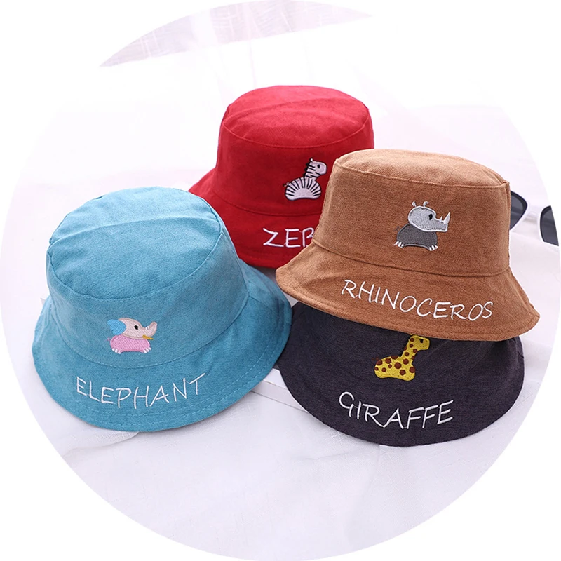 Gorra infantil bordada con animalitos – Protección solar verano - imagen 3