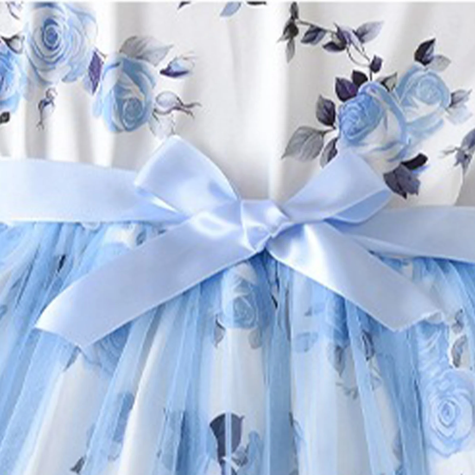 Vestido elegante niña con flores, capas en tul y cárdigan texturizado - imagen 3