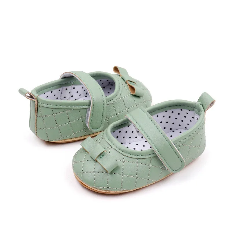 Zapatos antideslizantes de piel sintética para bebé