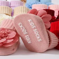 Diademas florales y calcetines antideslizantes para bebé