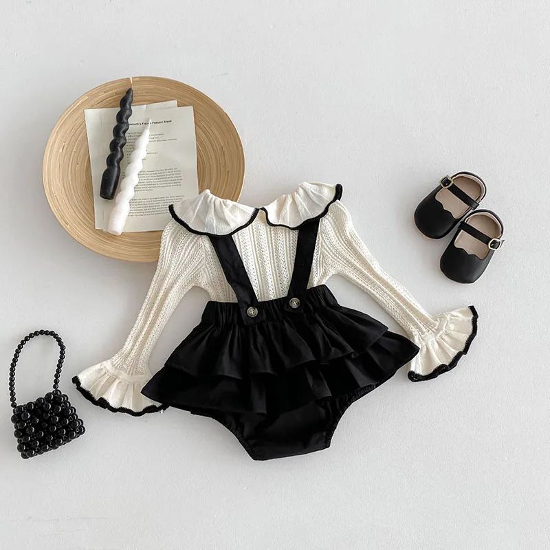 Conjunto puesto sobre una superficie neutra