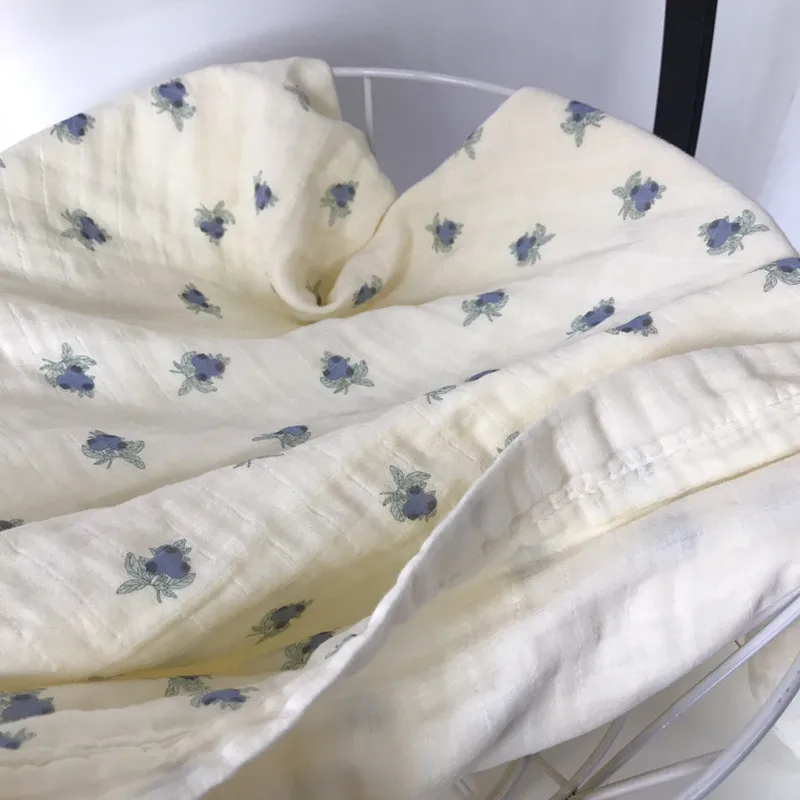 Manta de muselina estampada de arándanos para bebé recién nacido - imagen 2
