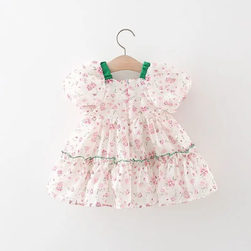 Vestido veraniego para niña con mangas abullonadas y estampado floral