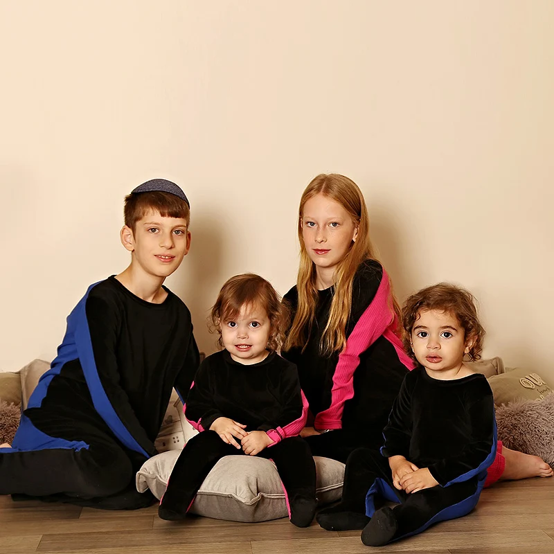 Pelele de invierno acanalado con espalda velour negro para bebé - imagen 3