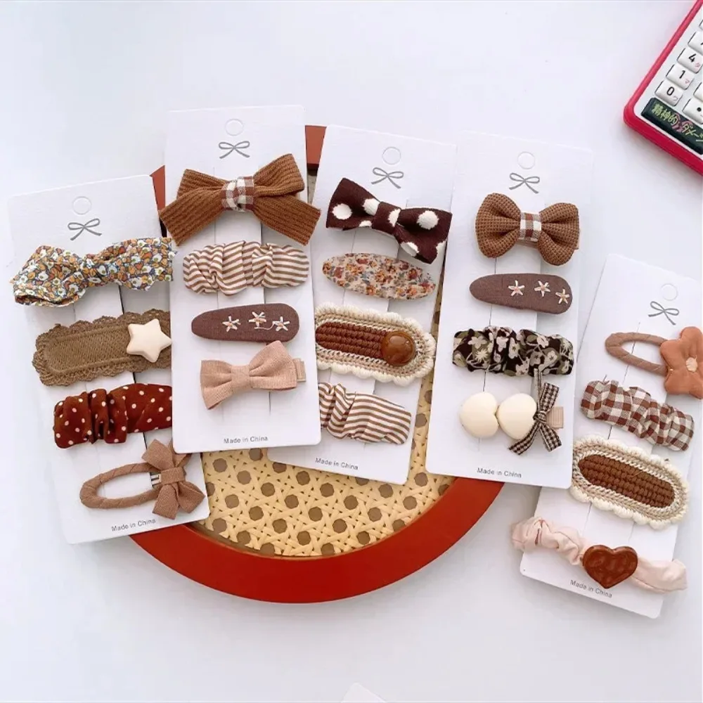 Pinzas para el pelo infantiles con diseño de princesa, tono café - imagen 3