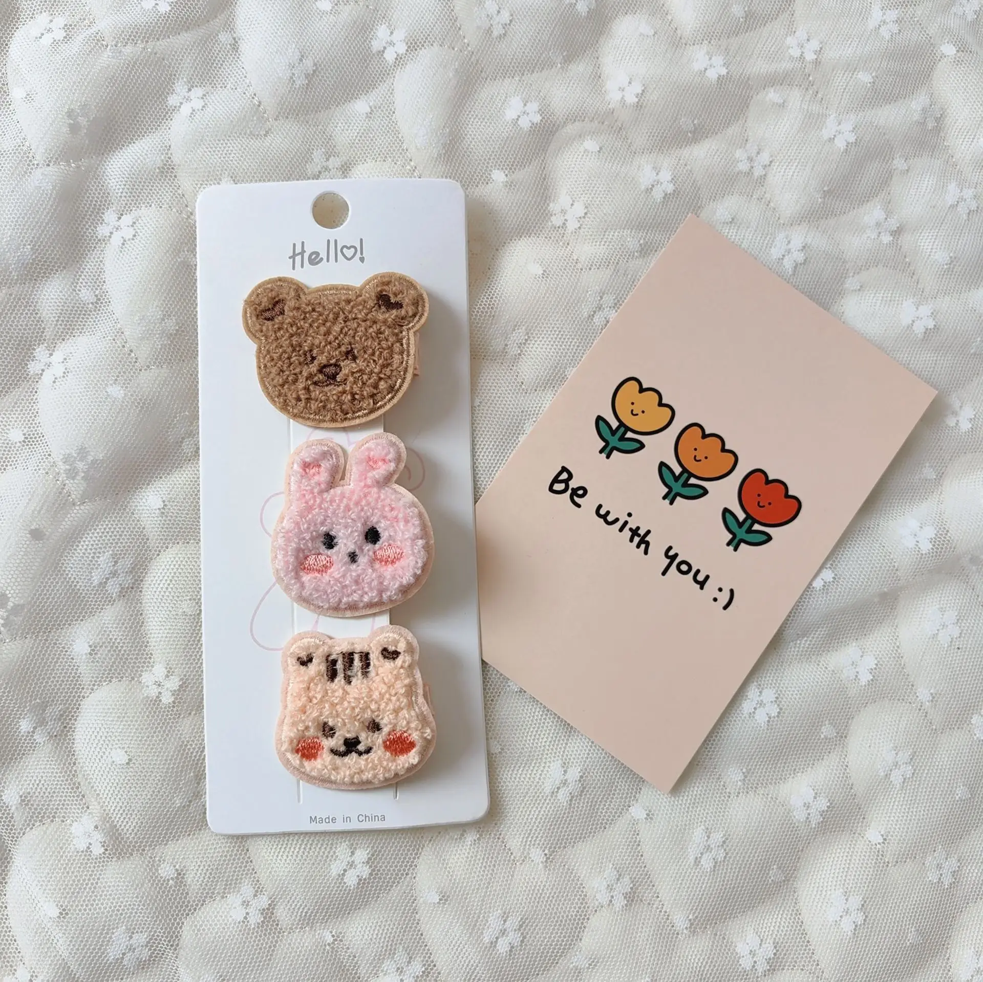 Pinza de pelo infantil con osito y conejito – Lindo detalle