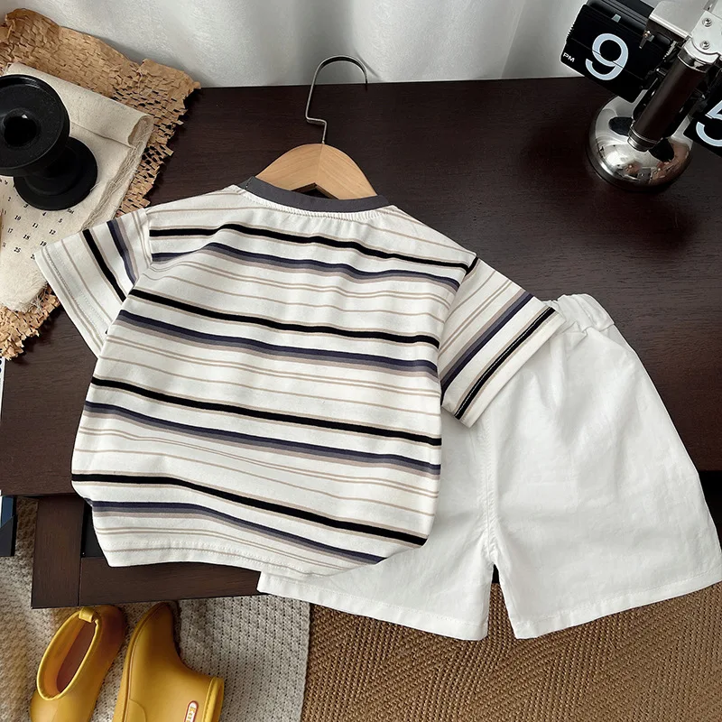 Pantalón corto blanco para combinar con cualquier look