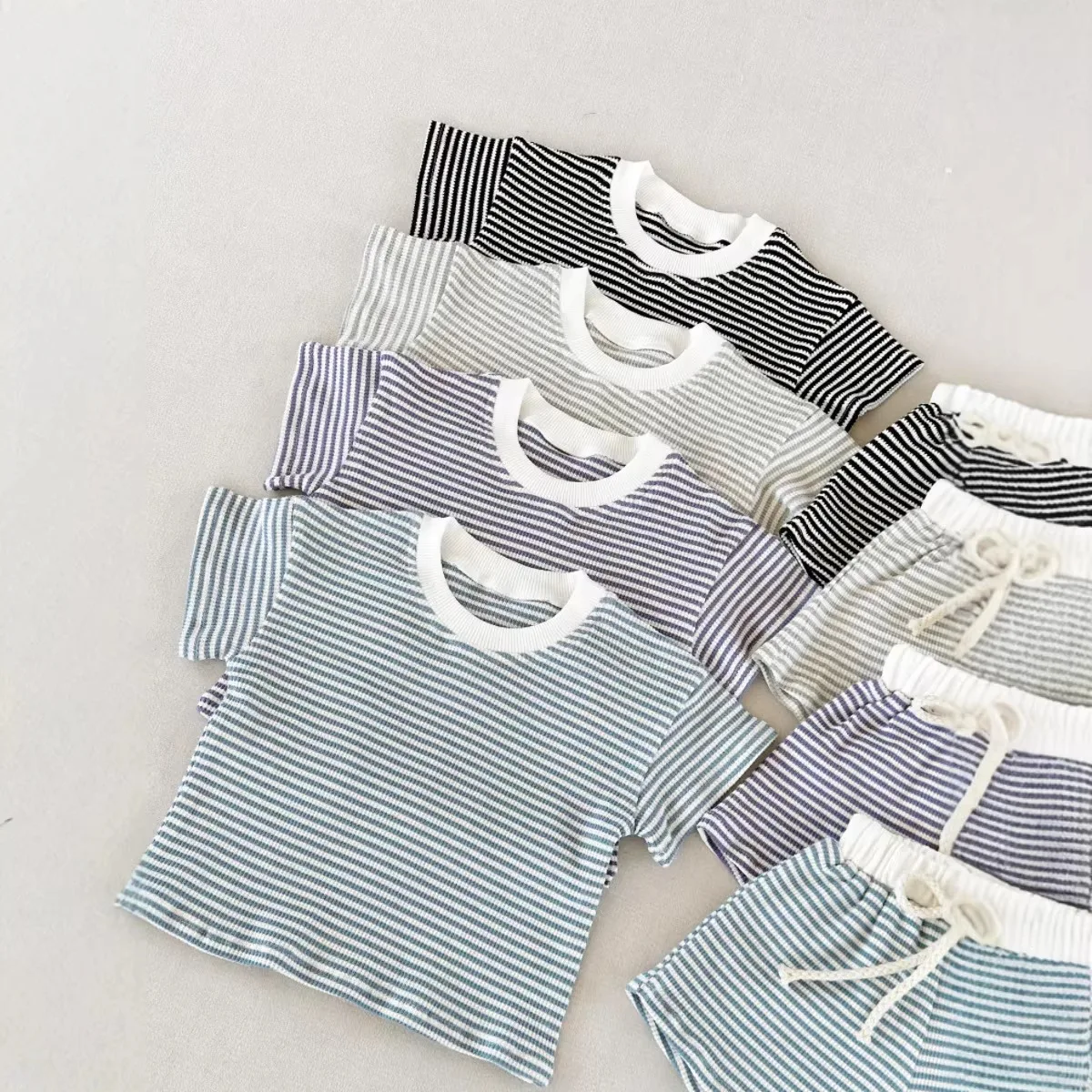 Conjunto de verano bebé algodón a rayas con pantalón corto transpirable - imagen 5