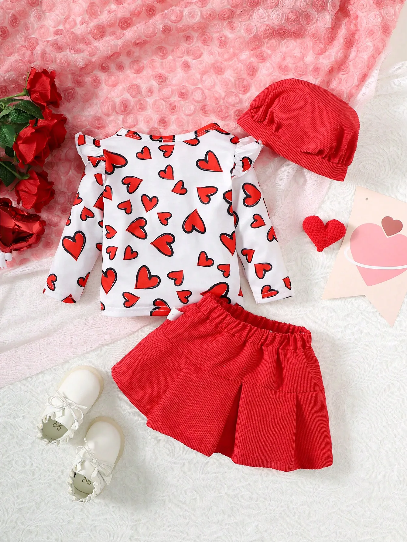Conjunto San Valentín para niña – Top corazón y falda roja - imagen 2
