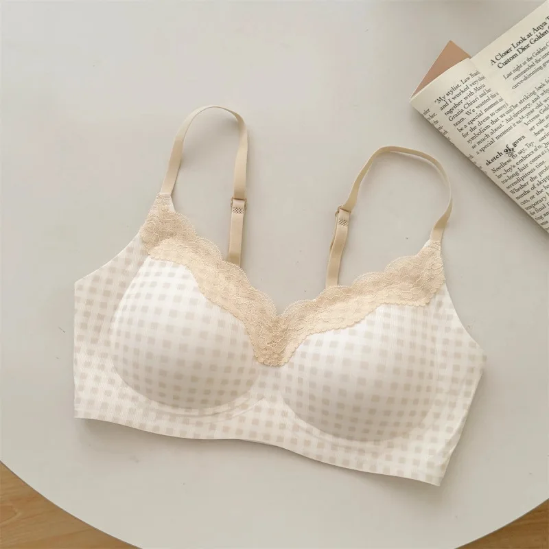 Ropa interior de encaje sin costuras ligera de verano para mujer