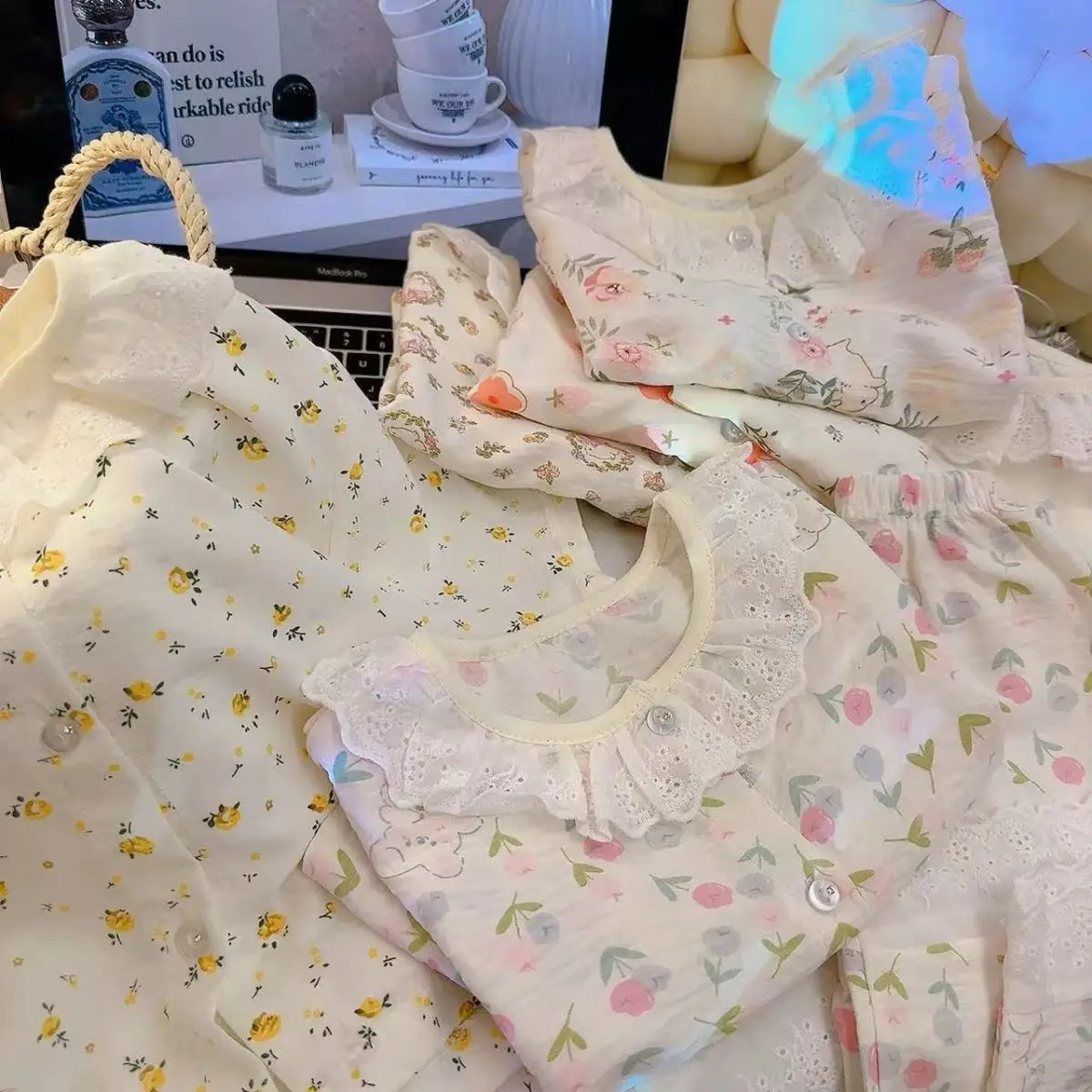 Pijama floral de verano para niña - imagen 2