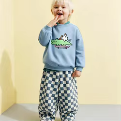 Sudadera con capucha estampada para niños – diseño primaveral