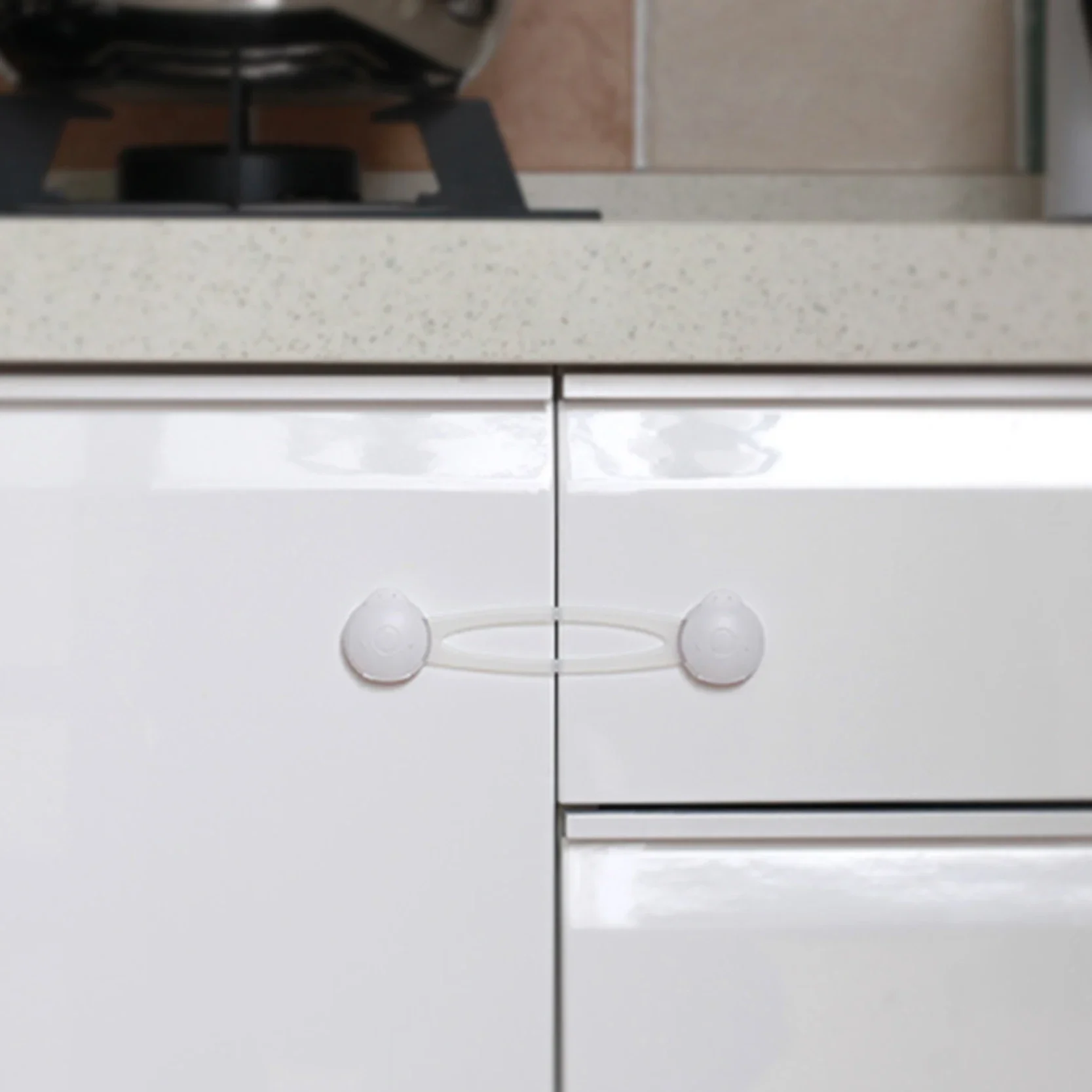 Cerraduras de seguridad para muebles de bebés – Protectores de cajón - imagen 3