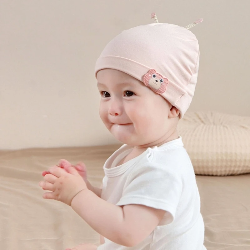 Accesorio para bebé de 0 a 3 meses en color liso