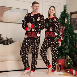 Pijamas navideños a juego – Familia con dibujos animados para bebés